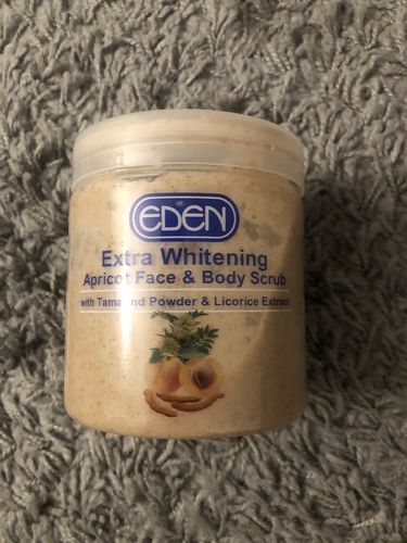 Extra Whitening Apricot Face & Body Scrub - 500g photo review