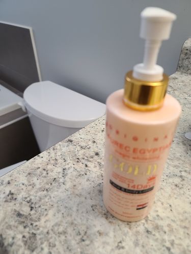 Purec Egyptian Magic Whitening Gold Lotion 300ml photo review